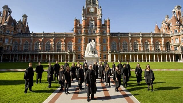 Diferencia entre Rector de Universidad y Director de Universidad